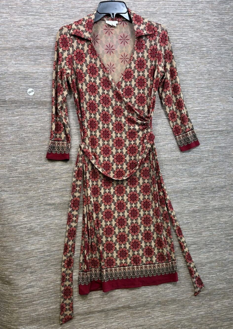 London Times Floral Wrap Style Midi Dress Womens Size 6 In Red & Tan 3/4 Sleeve